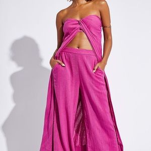 NWT Free People Banita Set in Fuschia Fizz. Size small.